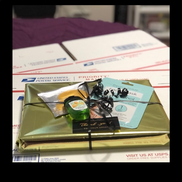 Meet the Posher - Picture 10 of 10